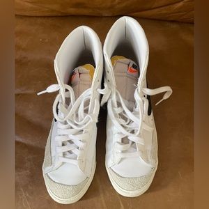 Nike Blazer Women’s